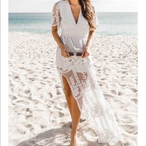 Pink Lily Crossing Paths Lace Maci Grey Romper NWT